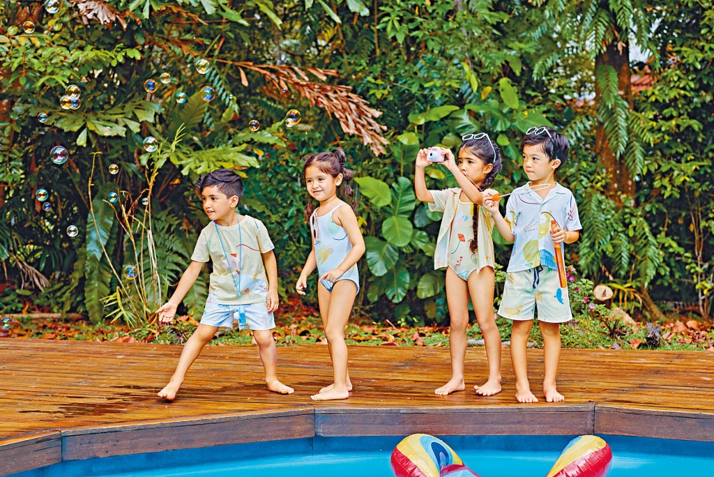 Love, Bonito首次推出兒童泳裝，設計主打可愛印花圖案。品牌會員購物滿$700，以指定信用卡付款，並輸入指定優惠碼，即享九折。
