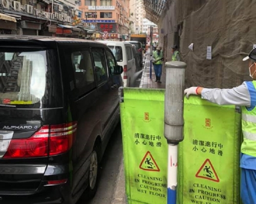 有車主在赤口爆粗鬧清潔工。我長大於大角咀圖片