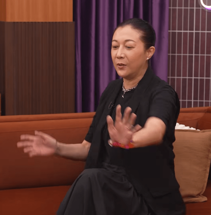吳綺莉近日上《九運會客室2》大爆選亞姐的內幕。