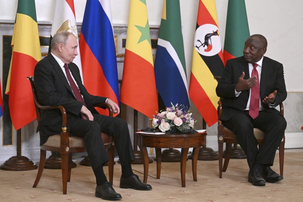 普京和非洲領導人會面。美聯社