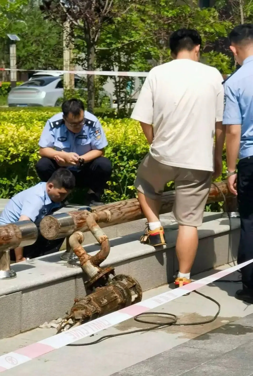 內蒙5歲男童景觀池觸電亡，公安部門介入調查。