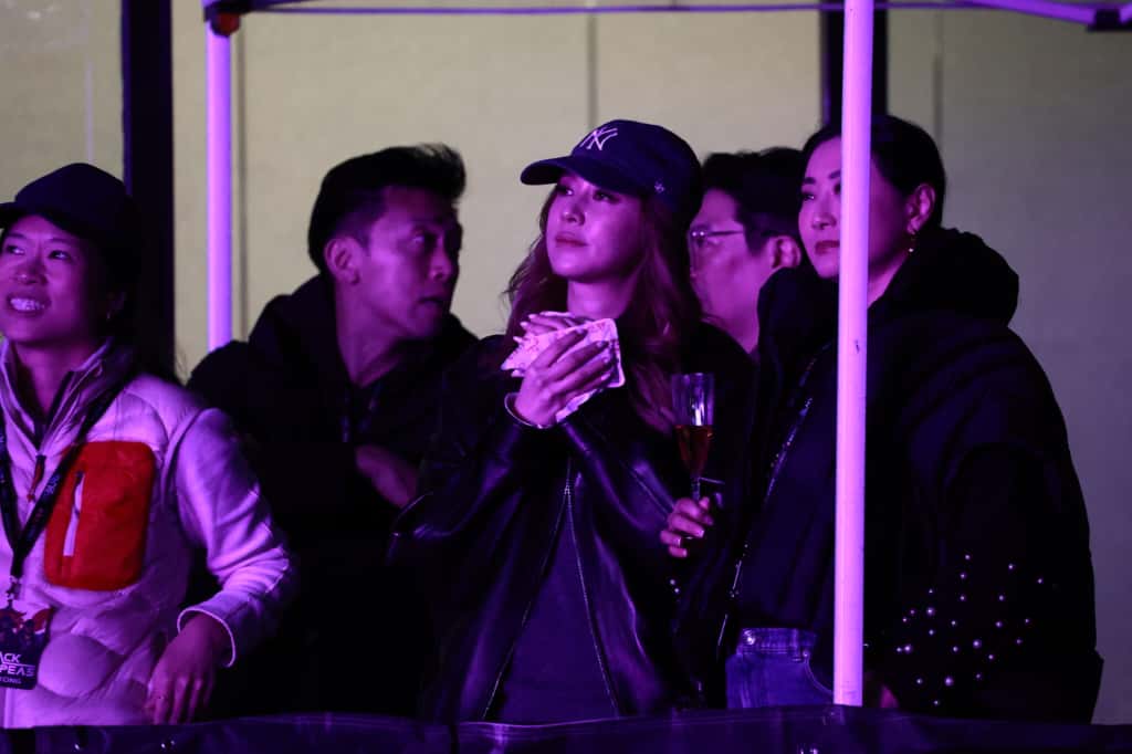 Black Eyed Peas的演出吸到李家誠和太太徐子淇。