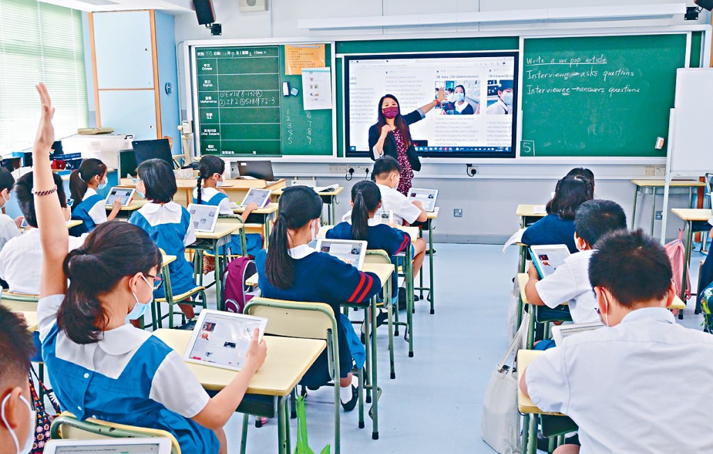 小學科學科課程框架定稿昨公布，加入「科學探究」和「工程設計與創新」兩項重點，有校長相信可發展學生的探究精神。