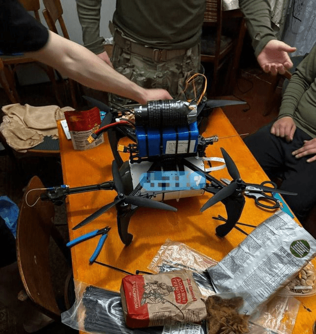 烏克蘭利用無人機向俄羅斯襲擊。SBU 烏克蘭利用無人機向俄羅斯襲擊。SBU