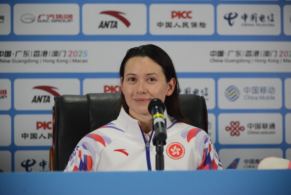 何詩蓓。楊功煜攝