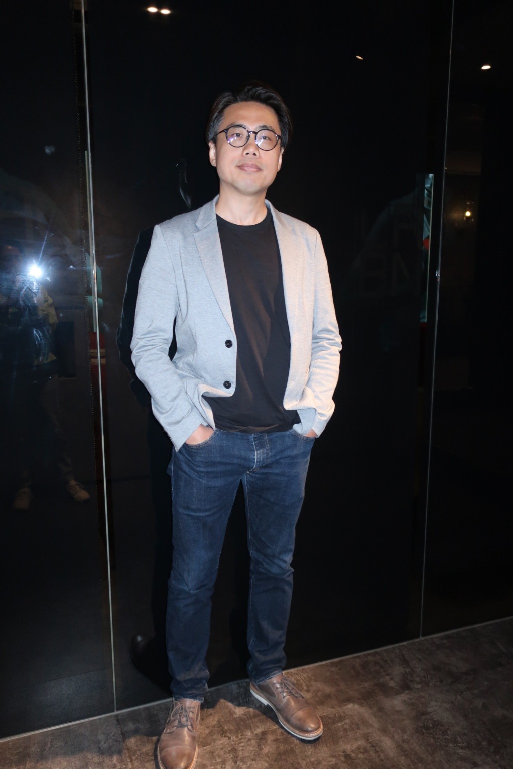 导演郑峰岚表示女主角素海霖是香港代表，电影会到日本取景。