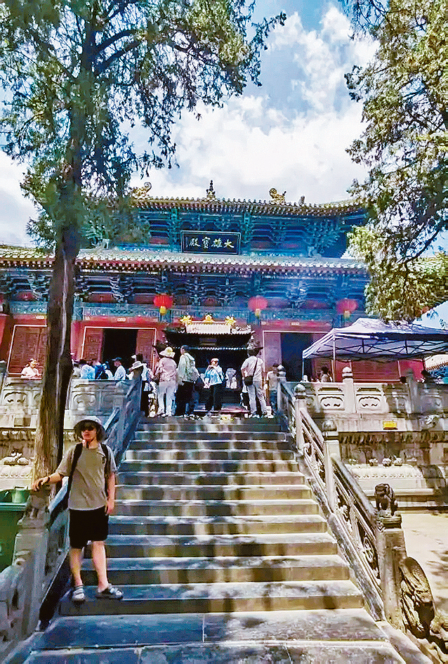 釋永信被查後,少林寺依然香火不絕。
