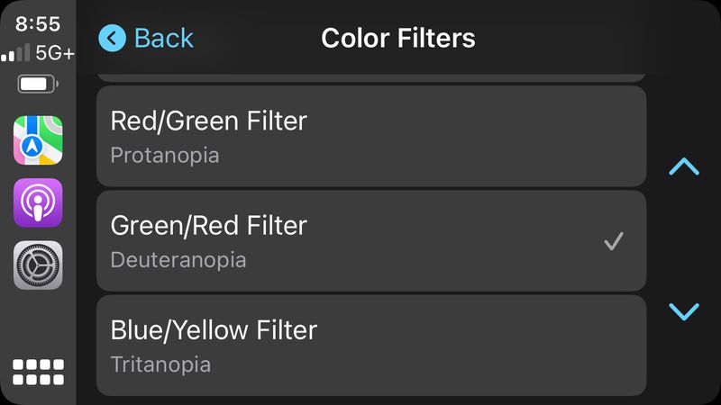 色盲用戶可選擇色彩濾鏡，令CarPlay介面更易於查看。