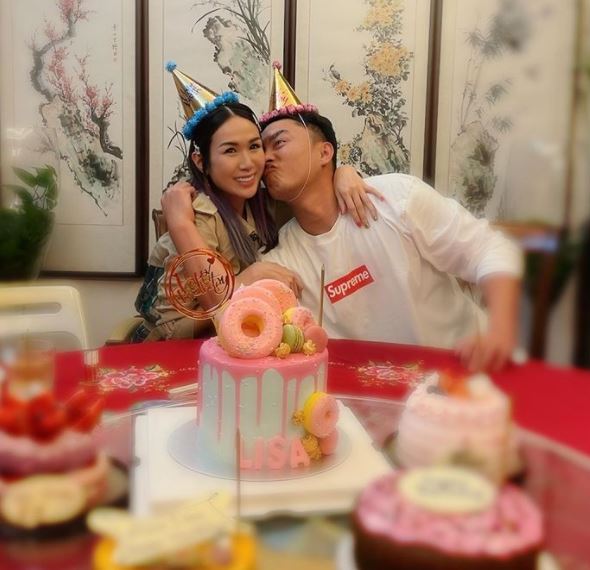 兩人拍拖多年,經歷高低。