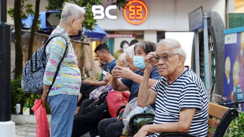銀債退款回流傳統收息股｜曾淵滄