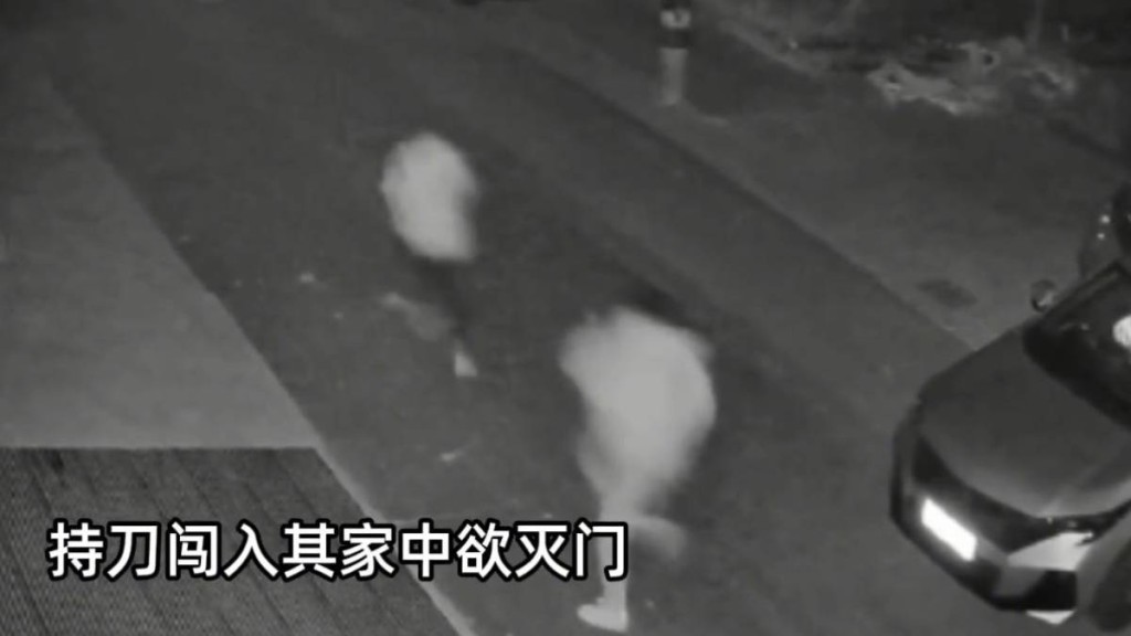 疑兇持刀追殺拒絕復合的女友的兄長。瀟湘晨報