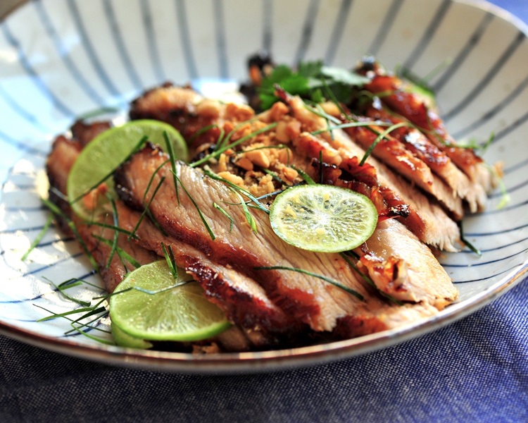 蒜香蔥鹽豬頸肉。網圖