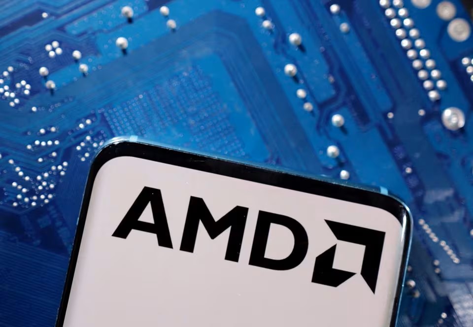 AMD为中国设计的降规版AI芯片，遭美国政府阻止销售。路透社