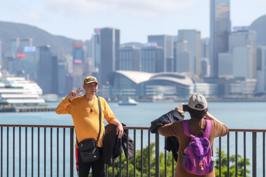 內地旅客訪港人次為790萬，較去年同期上升22%。資料圖片