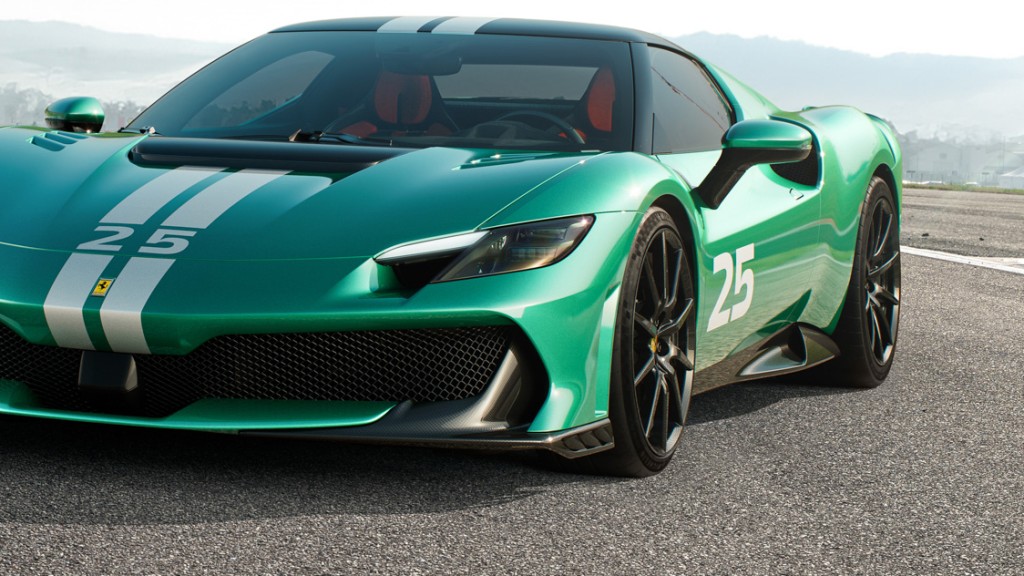 法拉利Ferrari特別為296 Speciale推出名為Verde Nürburgring銀底彩綠車身顏色,以及白色貼紙車花。