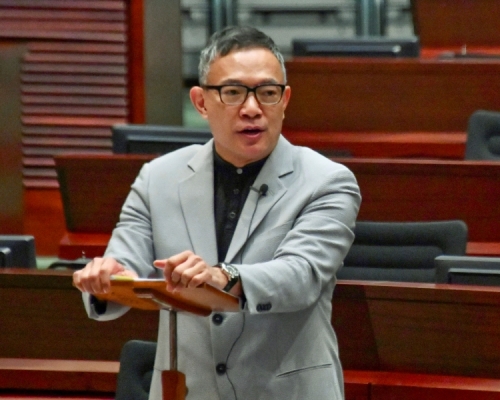 謝偉俊於2008年首次晉身議會時,是以旅遊界代表的名義。資料圖片 謝偉俊於2008年首次晉身議會時,是以旅遊界代表的名義。資料圖片