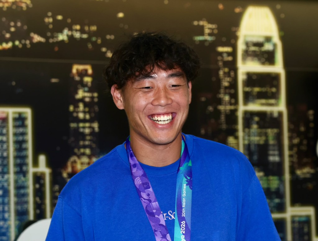過去三星期穿梭杭州、名古屋及上海比賽，22歲的Coleman臉上仍笑得十分燦爛。徐嘉華攝