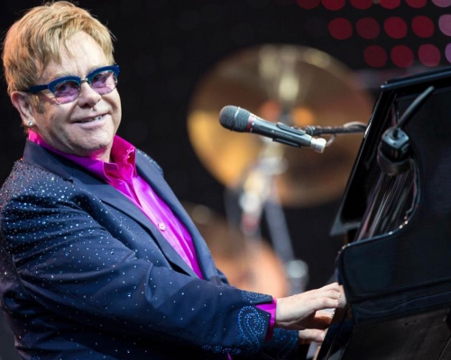 Elton John因健康問題,宣布不再開演唱會。