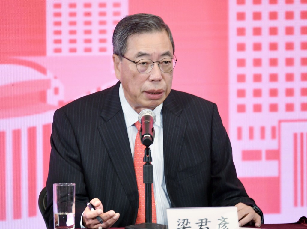 去年牽頭制定守則的立法會前主席梁君彥曾指，不會每逢有報道都主動調查，有實名投訴就會處理。資料圖片