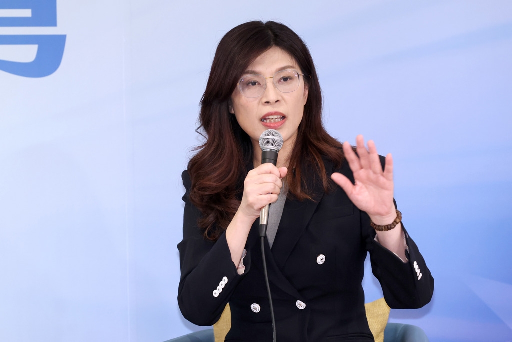 國民黨主席鄭麗文批評,台灣引以為傲的言論自由被扼殺。 中時 國民黨主席鄭麗文批評,台灣引以為傲的言論自由被扼殺。 中時