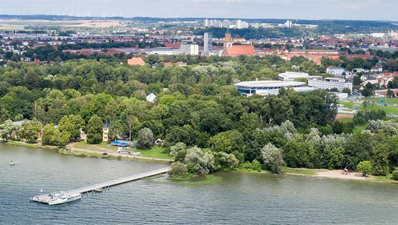 德國電信決定在德國Neubrandenburg建立一個「O-RAN市鎮」，除了英特爾以外，基頻（baseband）軟件由Mavenir供應。