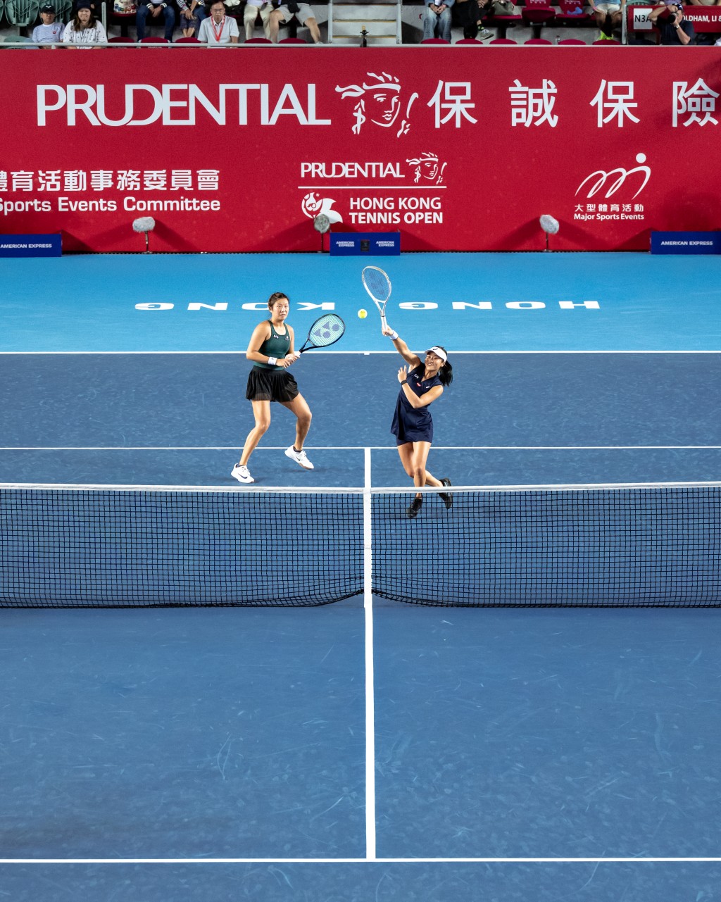 張瑋桓、王康怡取得保誠網賽首勝，出色表現令人鼓舞。