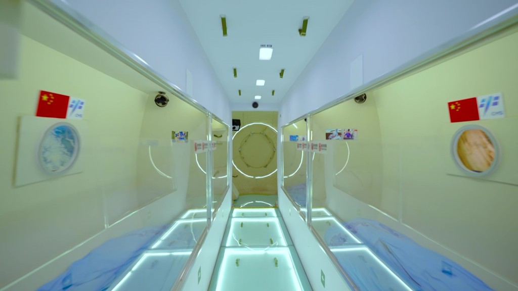 1:1天宫空间站模型值得关注，太空人睡房同埋厕所都有得睇。