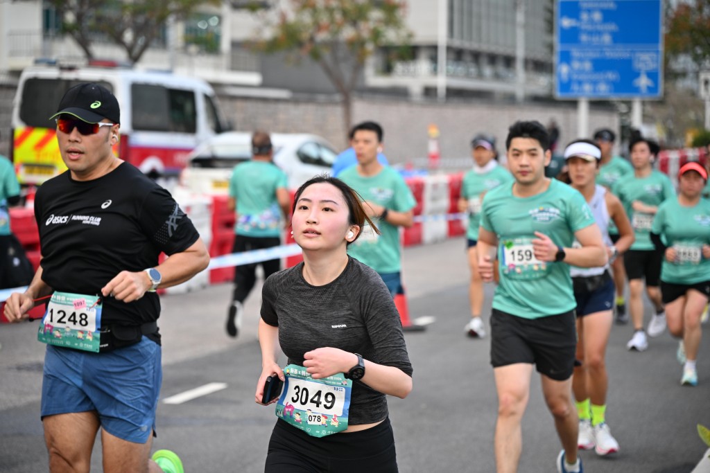 活动吸引约5,000 名跑手参与。