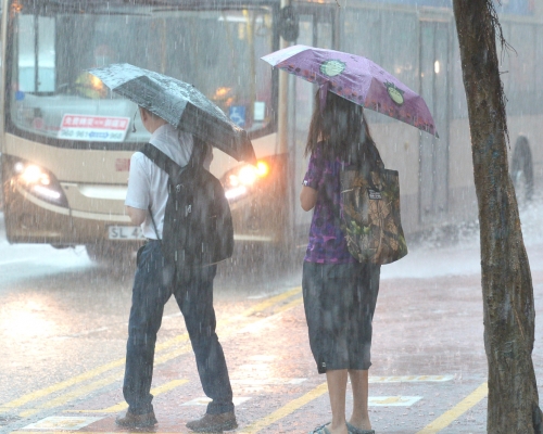 冷鋒將帶來雷雨。資料圖片