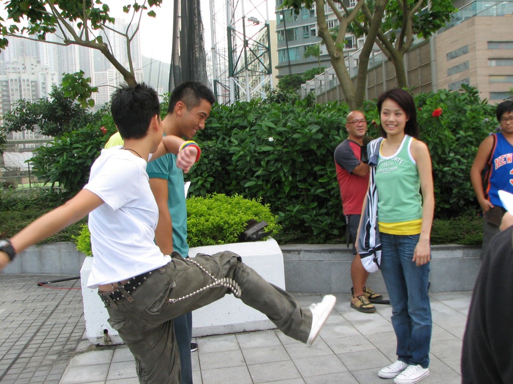吳卓羲與徐子珊曾合作拍《學警出更》。