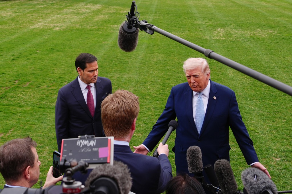 特朗普批評北約面對伊朗成懦夫。美聯社