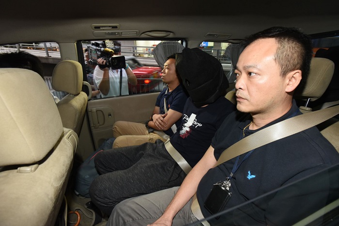 被捕男子帶返灣仔警察總部