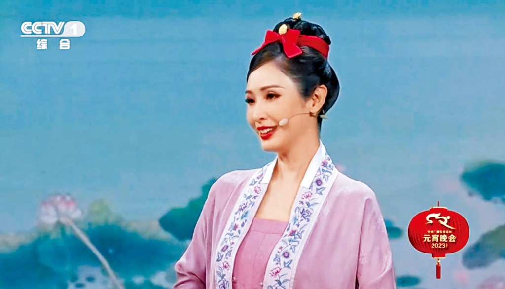 陳貝兒以粵語獻唱,獲內地網民給予高度評價。