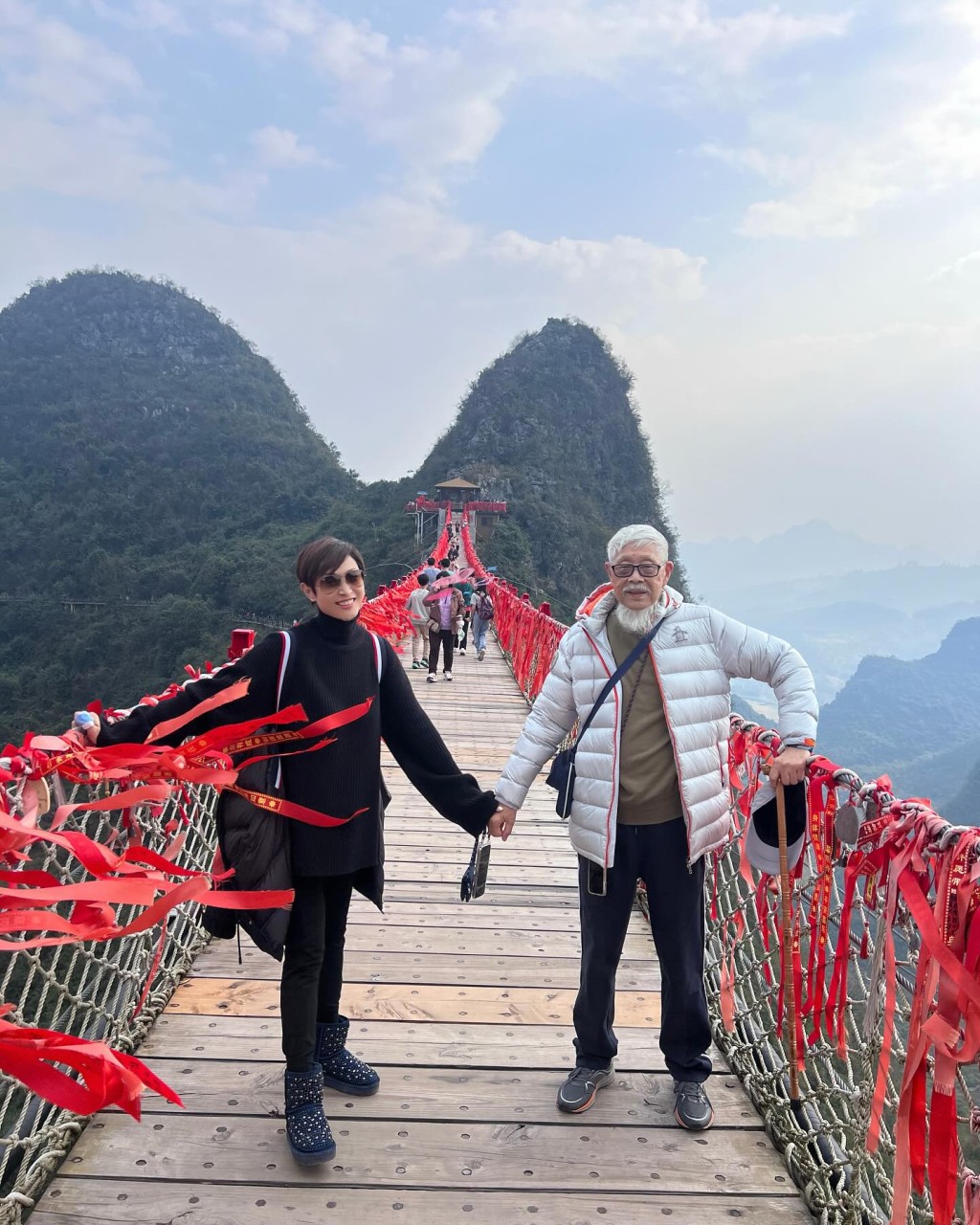 陳法蓉早前帶爸爸遊桂林。