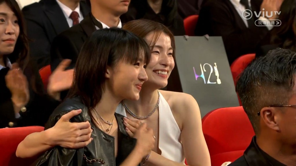 謝咏欣向幫過她的台前幕後致謝。