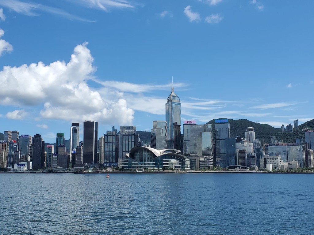 家超认为香港要继续巩固自身制度和竞争优势，进一步提升竞争力。资料图片