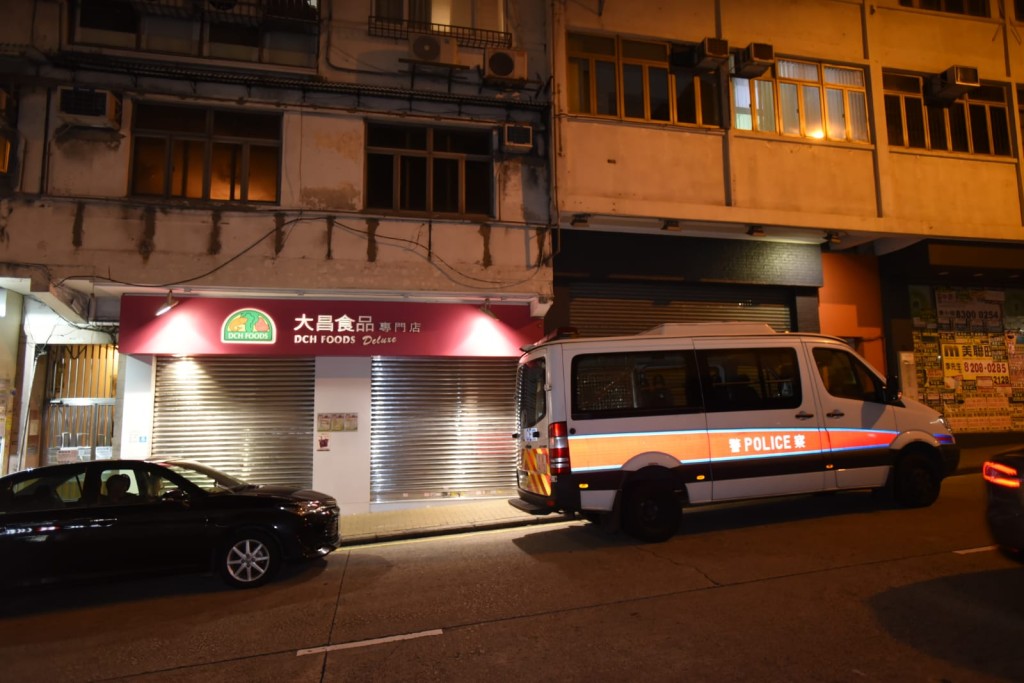 遇劫食品店