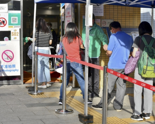 本港已180萬人已接種首劑新冠疫苗。