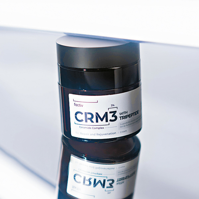 ●CRM3面霜蕴含3% Ceramide Complex，有效重建角质层的重要脂质结构，令皮肤可抵御不稳天气变化。