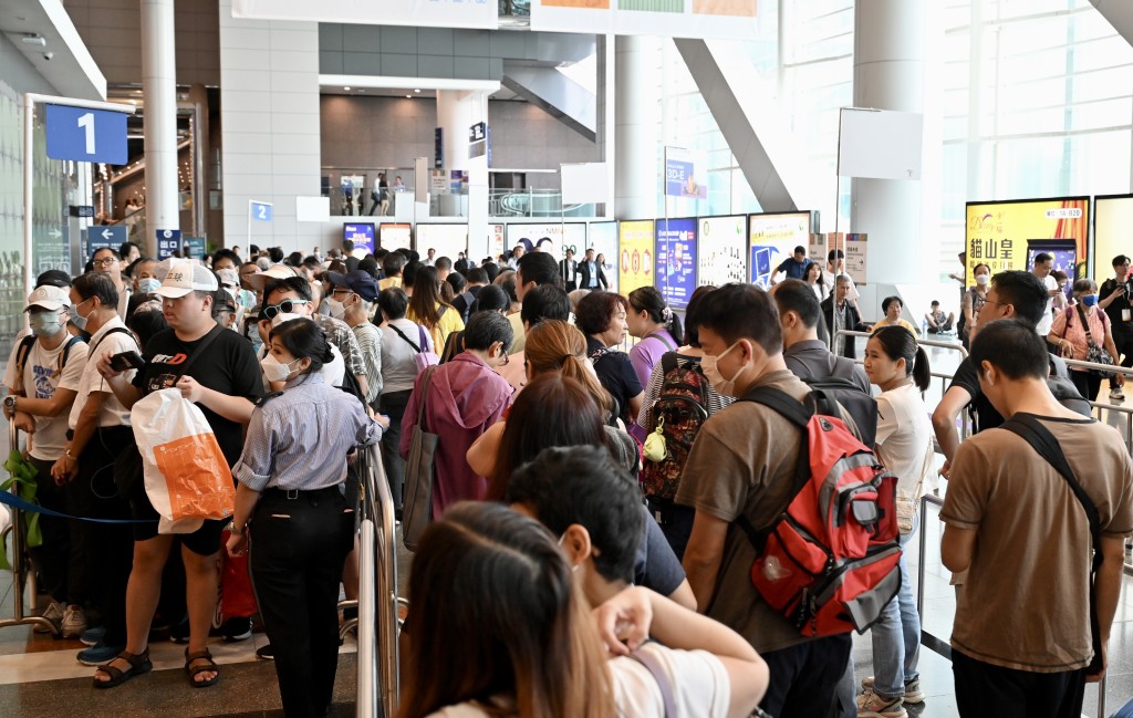 由香港贸发局主办的「美食博览」一连5日于湾仔会展中心举行。锺健华摄