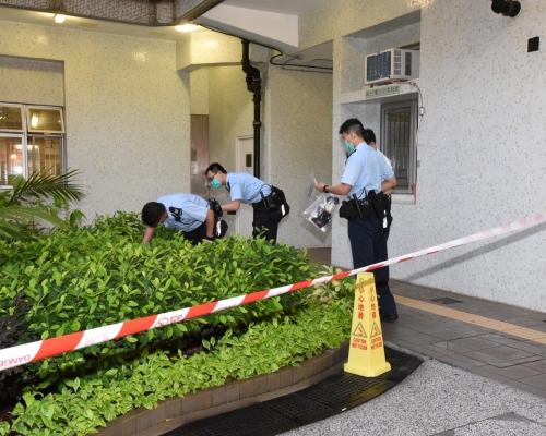 警方在現場調查。