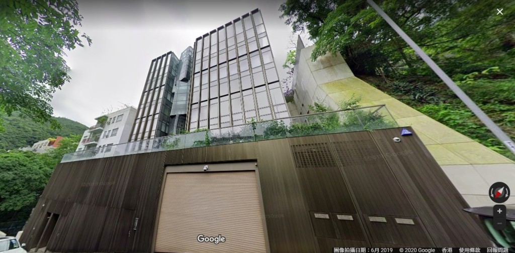 獨立屋外觀極具設計感,曾獲得國際設計及建築大獎。 獨立屋外觀極具設計感,曾獲得國際設計及建築大獎。