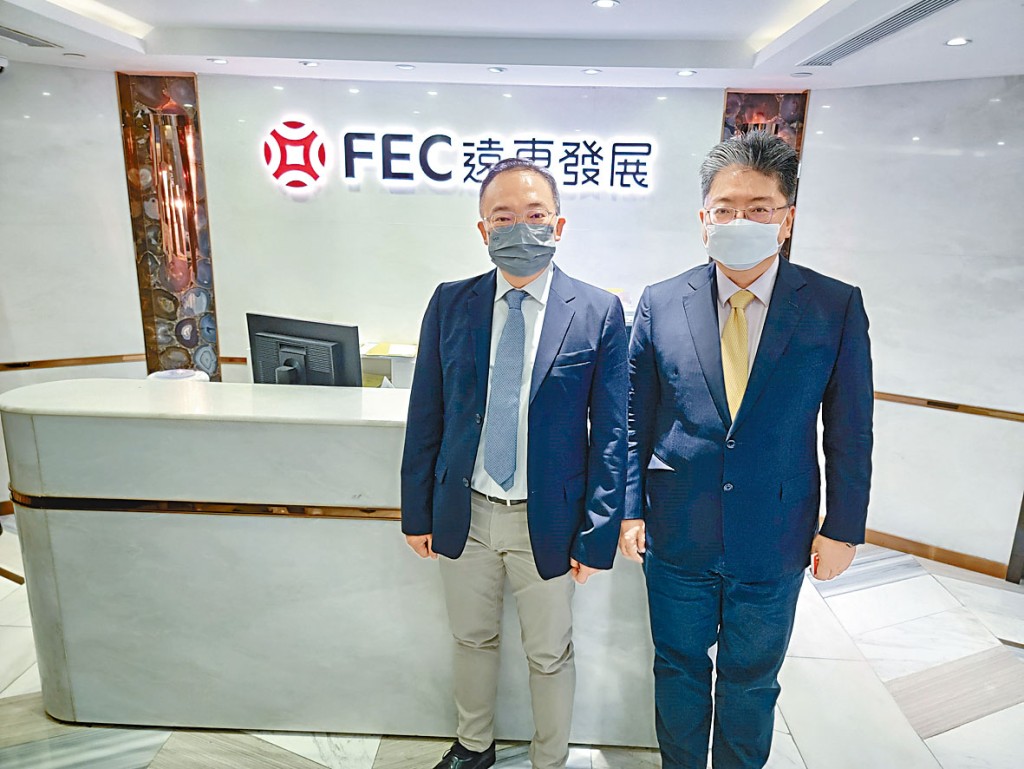 孔祥達(右)表示,遠展積極在港增添土儲。