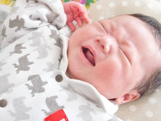 毛女为避免婴儿哭闹，将镇静安眠药放入牛奶给BB饮用。（示意图，由当事人，图片来源：PhotoAC）