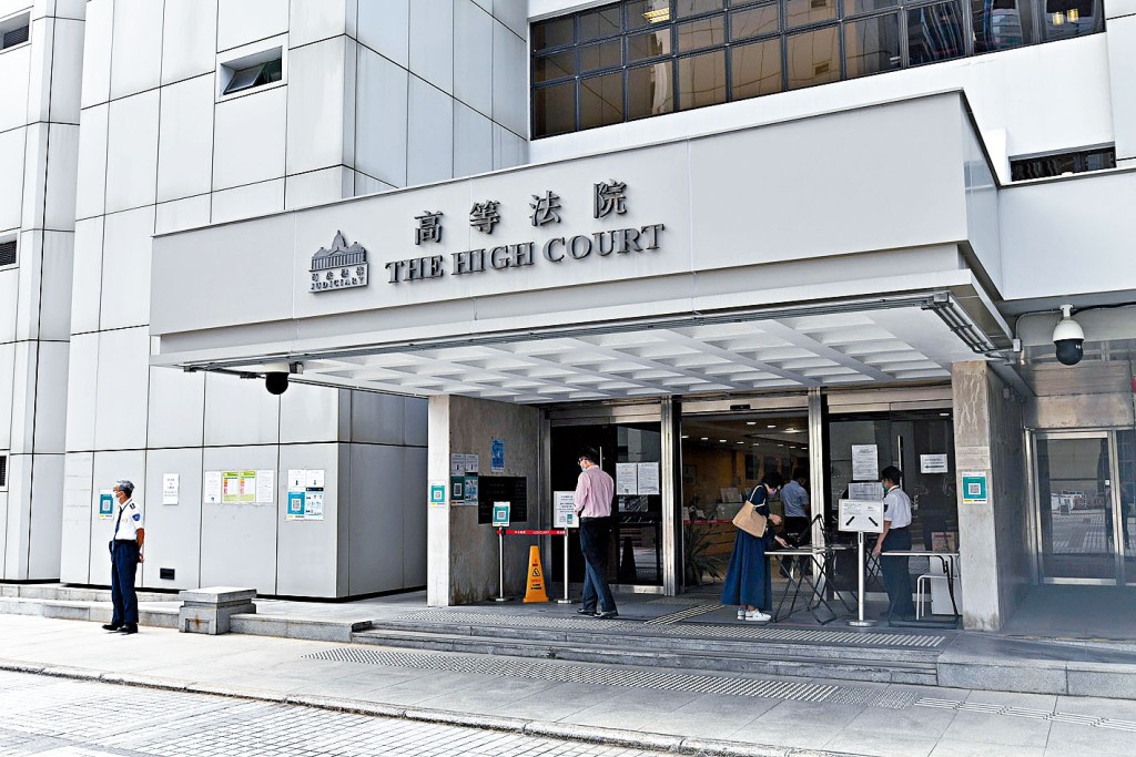 上訴庭法官薛偉成頒布判詞，認為何時何等情況下才適合解散陪審團等上訴理據，含有廣泛而重要的法律觀點，批出上訴許可。