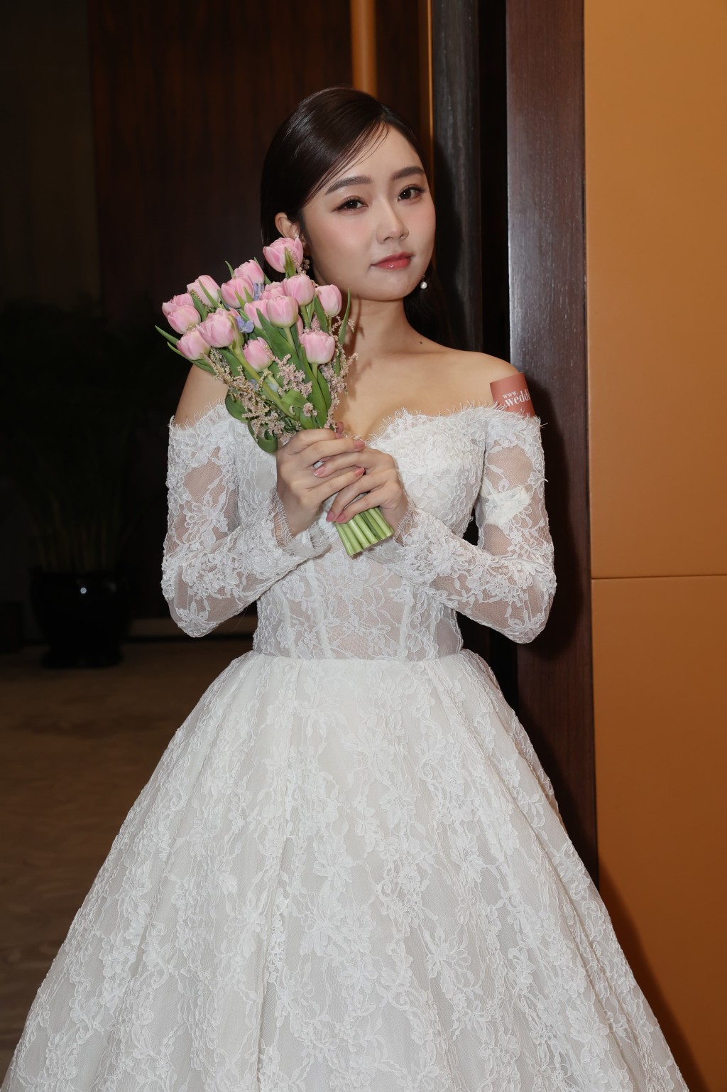Yoyo(葛綽瑤)穿上婚紗,對結婚有憧憬。 Yoyo(葛綽瑤)穿上婚紗,對結婚有憧憬。