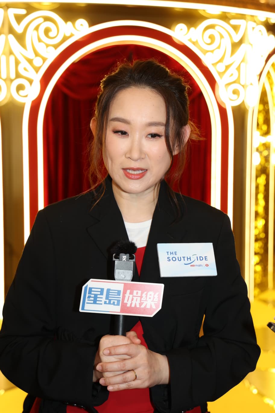 谈到小仪无预警下在社交网公布婚讯，Ivana表示见到即刻留言恭喜佢！