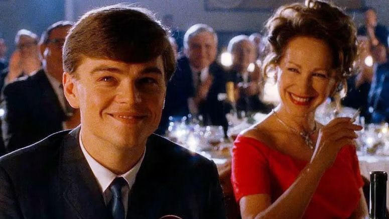 2002年，Nathalie在《捉智雙雄》中，飾演里安納度狄卡比奧的母親，揚威荷里活。