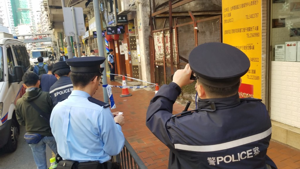 警方在場調查事件。 楊偉亨攝