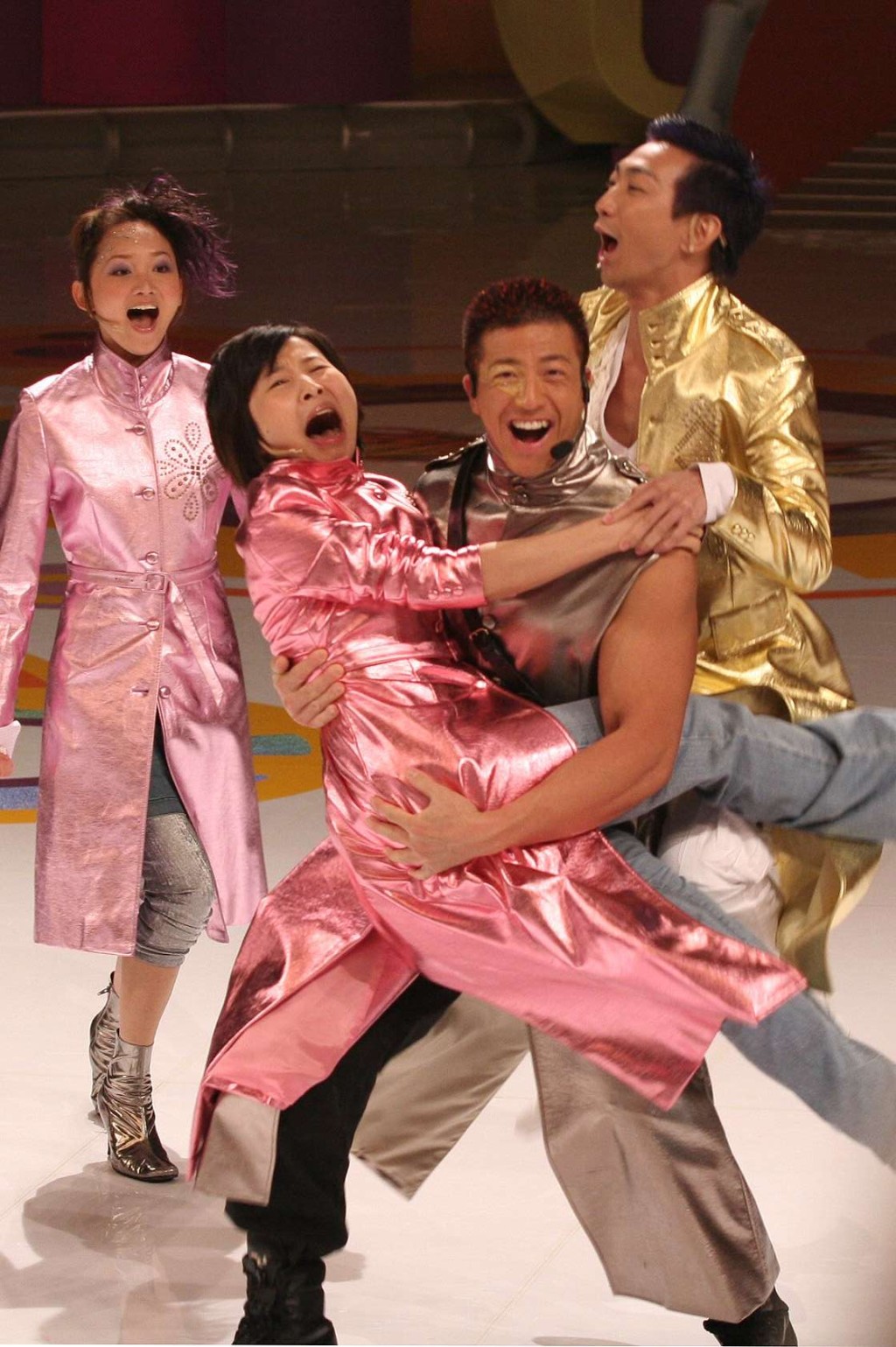 蘭茜06年主持TVB《遊戲天王》後，便淡出幕前。
